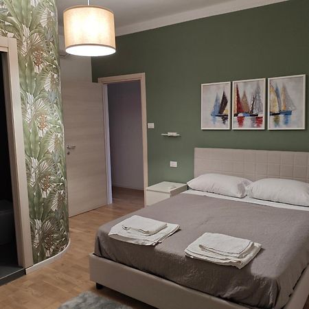 Dimora Rudiae Lecce Bed & Breakfast Exterior photo