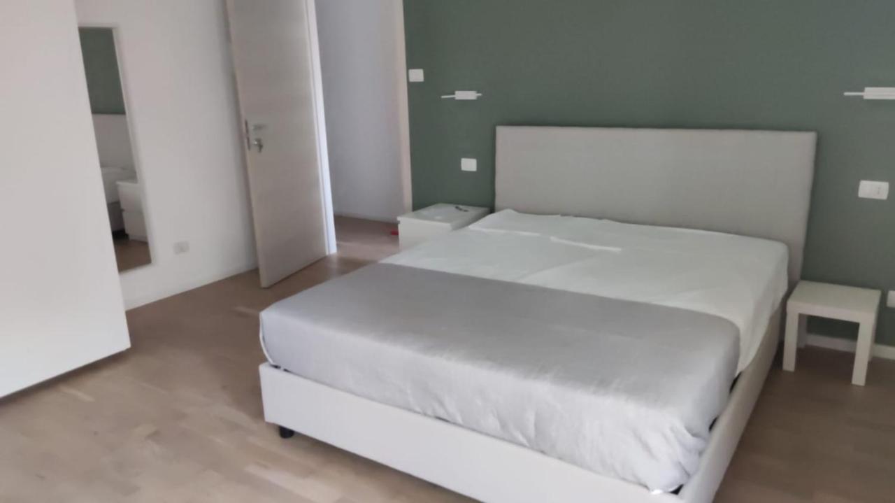 Dimora Rudiae Lecce Bed & Breakfast Exterior photo